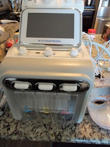 Olym™ 6 In 1 Hydrafacial Beauty Machine with Water Dermabrasion photo review